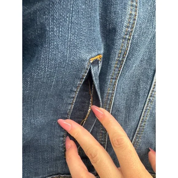 Earl Jeans Womens Jacket XL Blue Denim Trucker Embroidered Boho Floral Festival - Picture 3 of 12